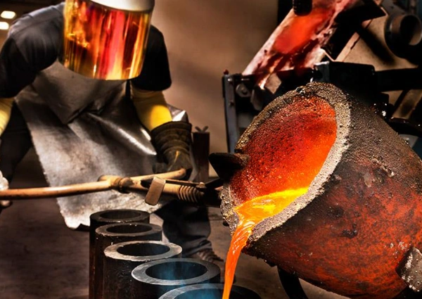 Sable de moulage siliceux pour la fonderie et la métallurgie